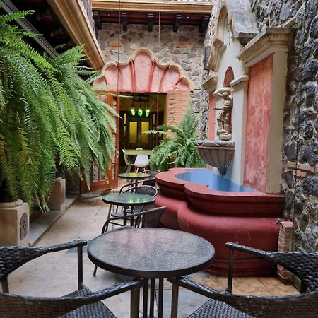 Central Hostel Boutique Антигуа-Гватемала Экстерьер фото