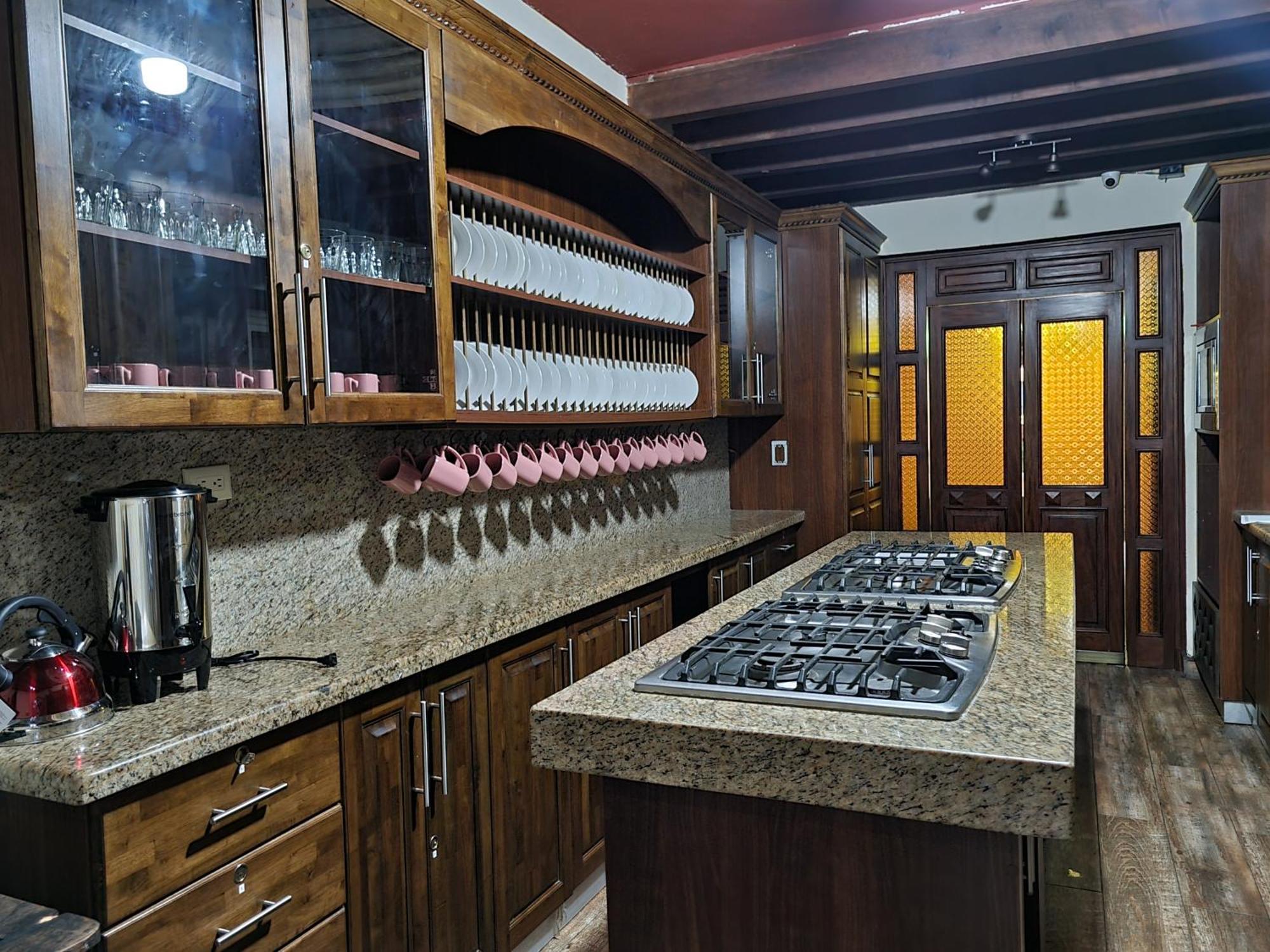 Central Hostel Boutique Антигуа-Гватемала Экстерьер фото